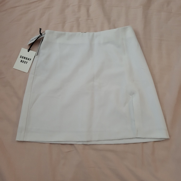 Sunday Best Dresses & Skirts - Sunday Best Aritzia Tatiana Skirt